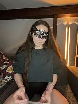 SwissHotLeo online show from 04-04-26, 09:01