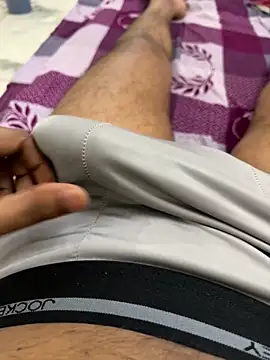 Snapshot of couple-new chatting on 03-21-26, 11:04 couple-new online show from 03-21-26, 11:04