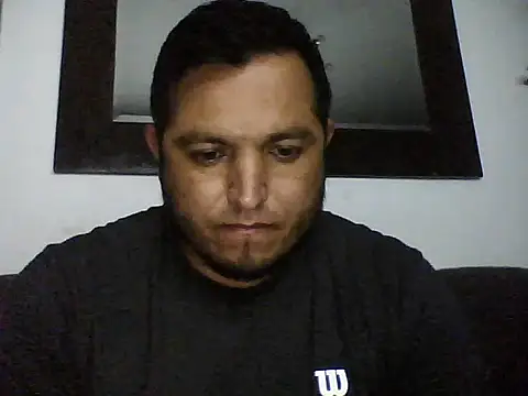 Snapshot of HOTB0Y18 chatting on 04-07-26, 06:36 HOTB0Y18 online show from 04-07-26, 06:36