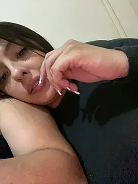 Snapshot of emiiross chatting on 07-01-26, 06:26 emiiross online show from 07-01-26, 06:26