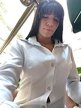 MonserratJons01 online show from 05-01-26, 03:38