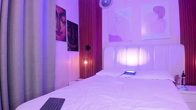 Maiasweet  online show from 05-01-26, 03:22