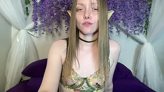 Snapshot of ElfGirlAna chatting on 05-12-26, 02:36 ElfGirlAna online show from 05-12-26, 02:36