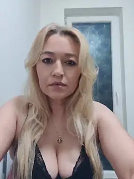 LexaVelure online show from 04-16-26, 07:58