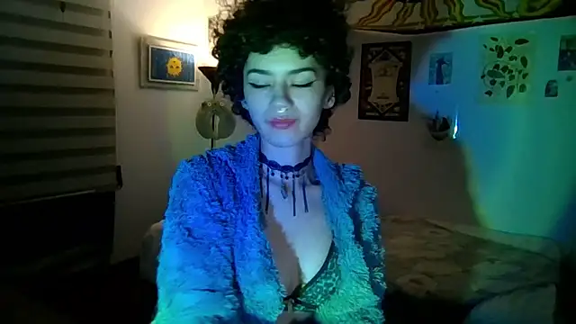 Snapshot of Tabitta_ chatting on 05-16-26, 03:36 Tabitta online show from 05-16-26, 03:36