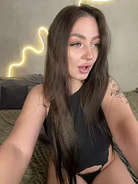 Snapshot of Arina_Babyy chatting on 05-01-26, 03:00 Arina Babyy online show from 05-01-26, 03:00