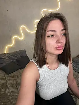 Snapshot of Arina_Babyy chatting on 05-11-26, 05:02 Arina Babyy online show from 05-11-26, 05:02