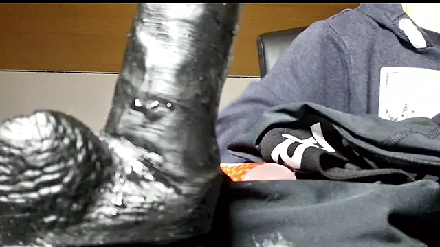 leggingshot1 online show from 03-25-26, 07:31