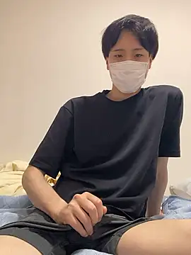 Snapshot of youta200 chatting on 07-18-26, 05:33 youta200 online show from 07-18-26, 05:33