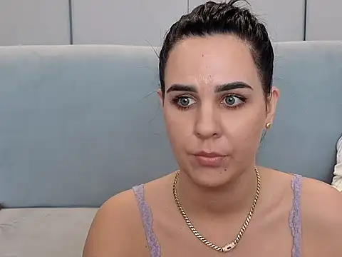 MariahBlue0318 online show from 04-17-26, 12:30