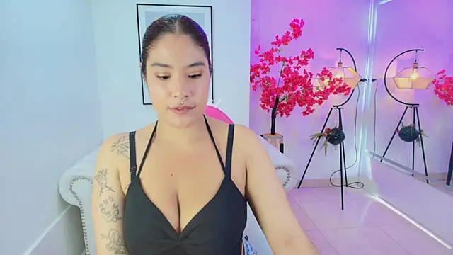 Natalia cartier online show from 06-23-26, 03:15