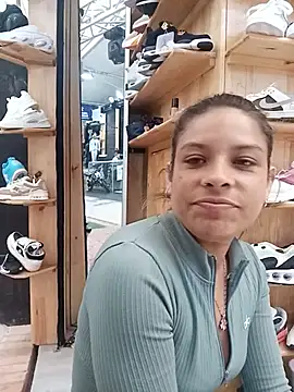 alanna6950 online show from 05-11-26, 04:59