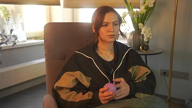 ArleneShry online show from 03-22-26, 10:40