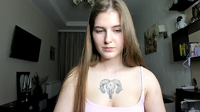 Snapshot of OhMyAlice chatting on 04-16-26, 09:39 OhMyAlice online show from 04-16-26, 09:39
