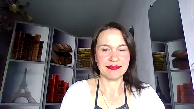 Selena Moo online show from 03-24-26, 04:34