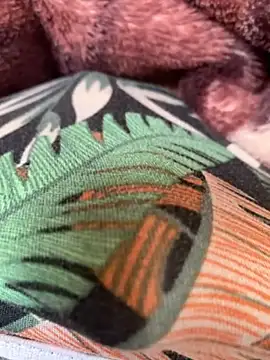 Snapshot of WeepyInsignia chatting on 04-08-26, 10:15 WeepyInsignia online show from 04-08-26, 10:15