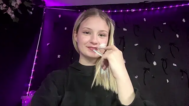 LiziSweet online show from 03-21-26, 03:48