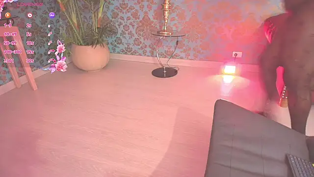 Snapshot of alexa_cruz__ chatting on 05-12-26, 04:37 alexa cruz online show from 05-12-26, 04:37