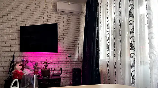 ElmiraDabato online show from 04-07-26, 07:09