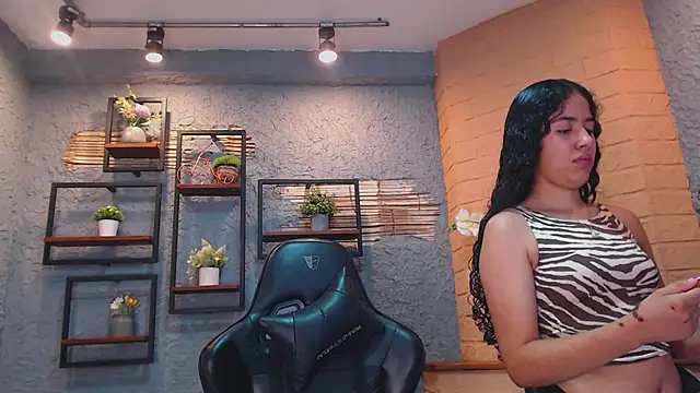 Snapshot of YourFeetFantasy chatting on 03-27-26, 07:13 YourFeetFantasy online show from 03-27-26, 07:13