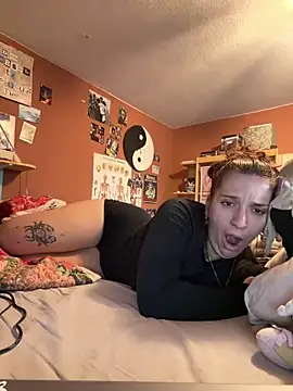 Snapshot of georginamoor chatting on 03-27-26, 05:56 georginamoor online show from 03-27-26, 05:56