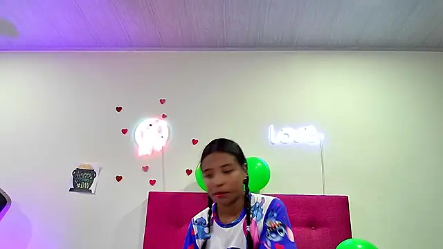 Ellie Cute7 online show from 03-23-26, 07:18