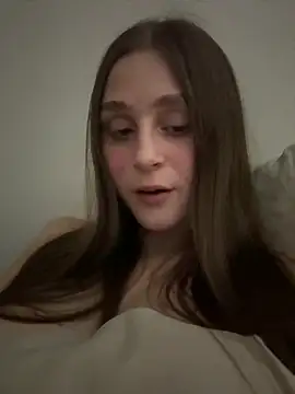 Snapshot of BellMeow_ chatting on 03-27-26, 12:05 BellMeow online show from 03-27-26, 12:05