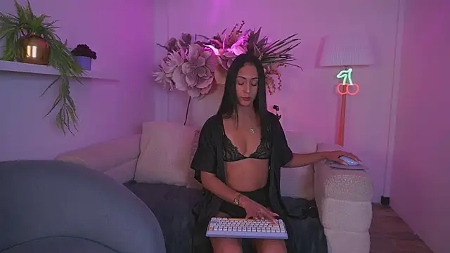 Mia patrick1 online show from 03-28-26, 11:21