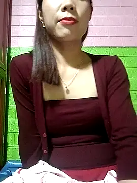 AmyLinee01 online show from 04-24-26, 05:26