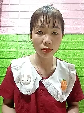 Snapshot of AmyLinee01 chatting on 06-25-26, 12:09 AmyLinee01 online show from 06-25-26, 12:09