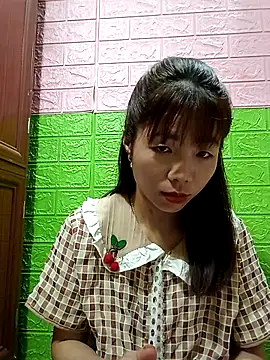 Snapshot of AmyLinee01 chatting on 06-29-26, 12:39 AmyLinee01 online show from 06-29-26, 12:39