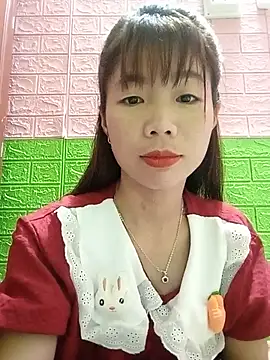 Snapshot of AmyLinee01 chatting on 07-07-26, 04:48 AmyLinee01 online show from 07-07-26, 04:48