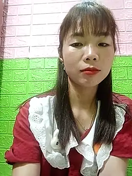 Snapshot of AmyLinee01 chatting on 07-11-26, 12:13 AmyLinee01 online show from 07-11-26, 12:13