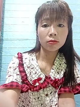 Snapshot of AmyLinee01 chatting on 07-18-26, 10:52 AmyLinee01 online show from 07-18-26, 10:52
