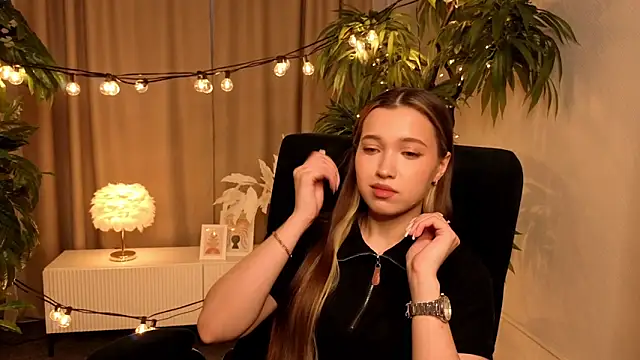 Snapshot of AnnaBerrys chatting on 03-28-26, 01:11 AnnaBerrys online show from 03-28-26, 01:11