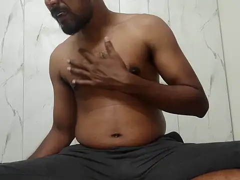 Hotsexyguy4u online show from 04-28-26, 04:01