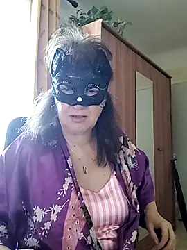 Snapshot of Chrismaturefrench chatting on 03-30-26, 03:02 Chrismaturefrench online show from 03-30-26, 03:02