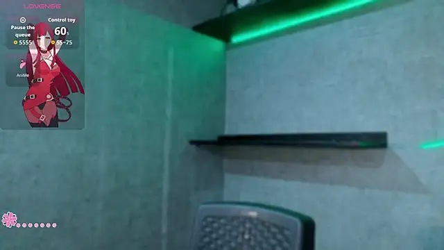 Carmillaa online show from 06-19-26, 09:18
