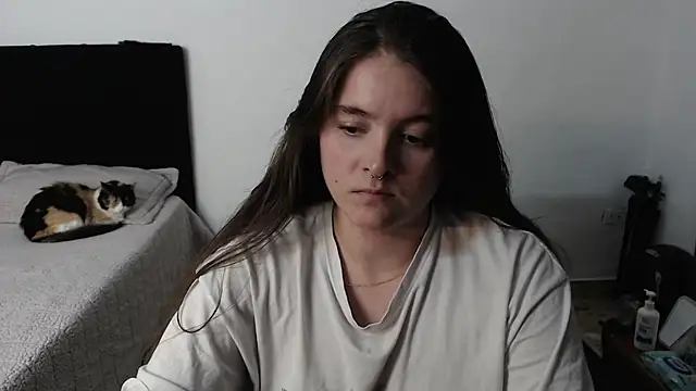 Queen Val369 online show from 04-12-26, 02:05