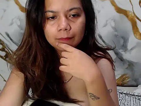 Snapshot of deseyy chatting on 04-13-26, 06:30 deseyy online show from 04-13-26, 06:30