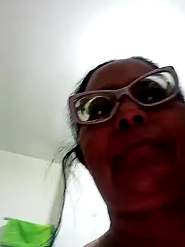 sexymomsn online show from 04-05-26, 12:02