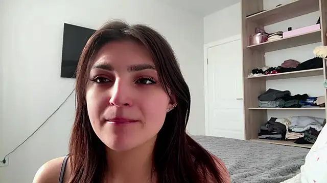 GlitchSiren online show from 03-22-26, 07:45