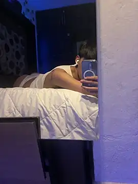 Snapshot of Ed_del_rey_2 chatting on 03-31-26, 06:47 Ed del rey 2 online show from 03-31-26, 06:47