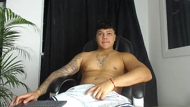 Pedro x777 online show from 04-01-26, 02:12