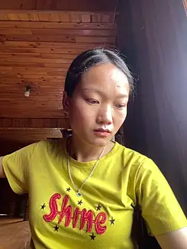 Snapshot of Jolinie chatting on 05-07-26, 06:08 Jolinie online show from 05-07-26, 06:08