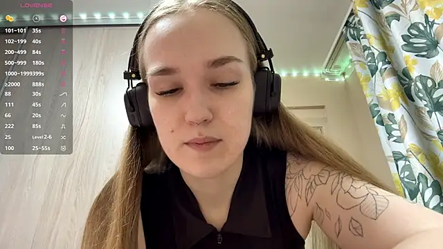 DenitaSpace online show from 04-23-26, 02:19
