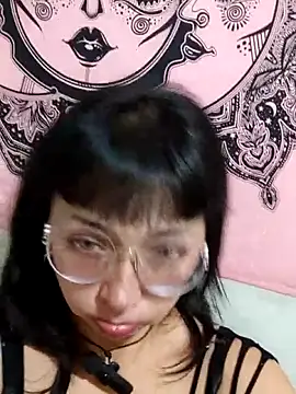 Snapshot of LisaMargo chatting on 06-13-26, 02:53 LisaMargo online show from 06-13-26, 02:53