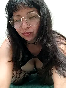 Snapshot of LisaMargo chatting on 06-19-26, 04:00 LisaMargo online show from 06-19-26, 04:00