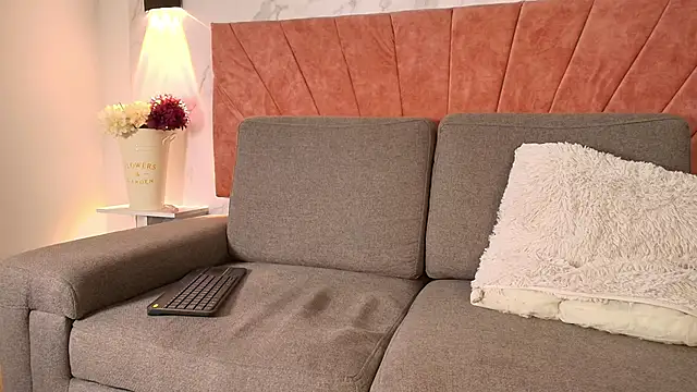 MeganEvanss   online show from 04-28-26, 02:27