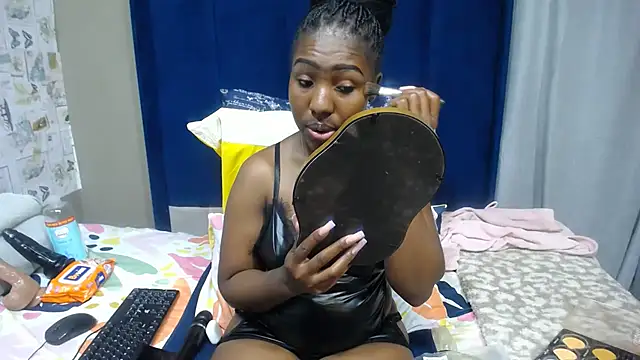 Candylips22 online show from 06-11-26, 07:12